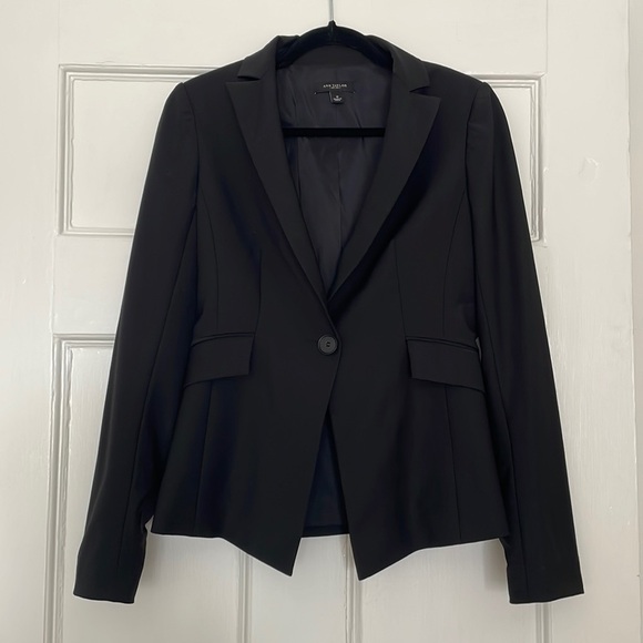Ann Taylor Jackets & Blazers - Ann Taylor Black Wool Blazer- size 0